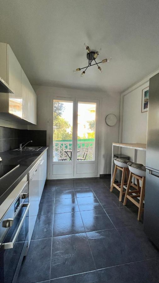 Joli T2 Proche Plage Et Parking Prive Bandol Exterior foto