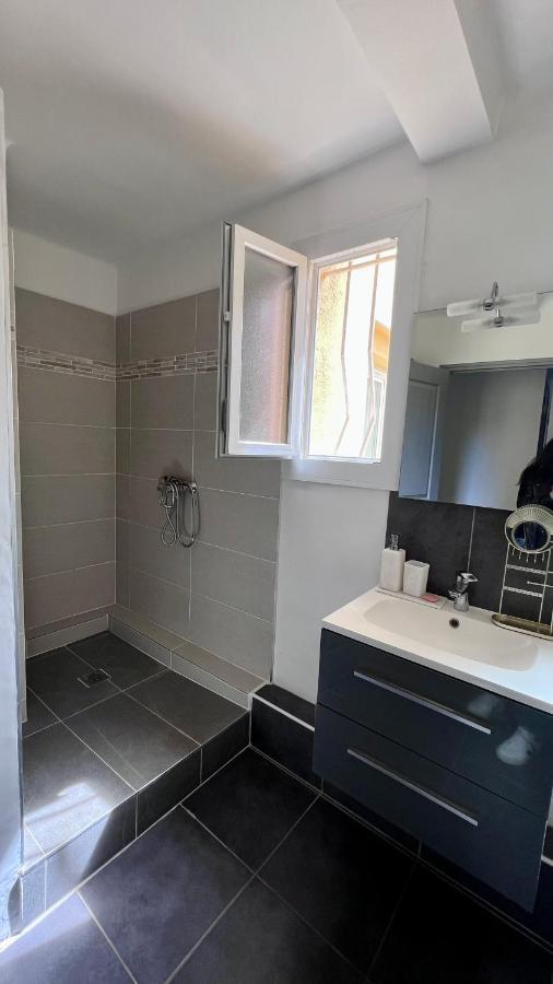 Joli T2 Proche Plage Et Parking Prive Bandol Exterior foto